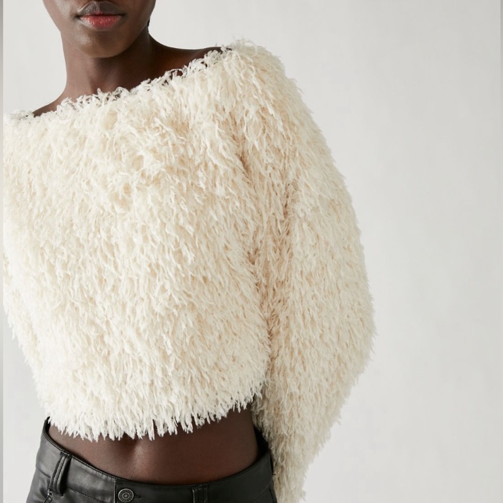 Free People • NWT Ivory Cream Feather Flutter Sweatshirt Size Medium